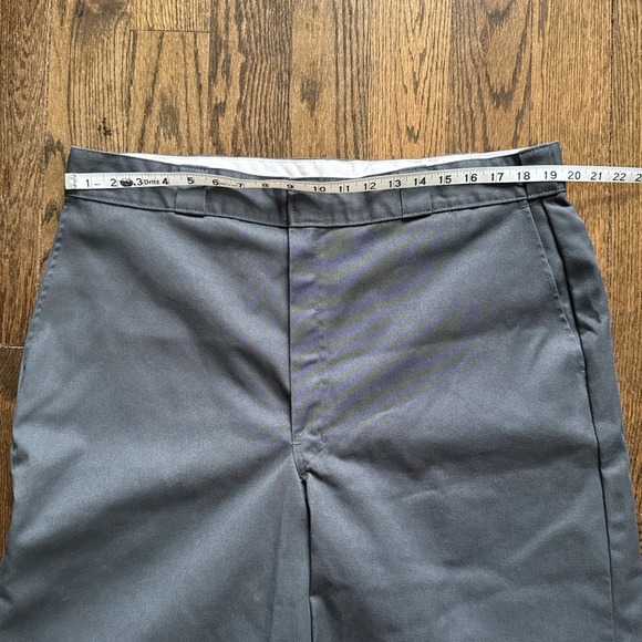 Dickies Loose Fit Work Shorts Gray Casual Everyday Men's Size 40 Skater Classic‎ - Picture 3 of 7